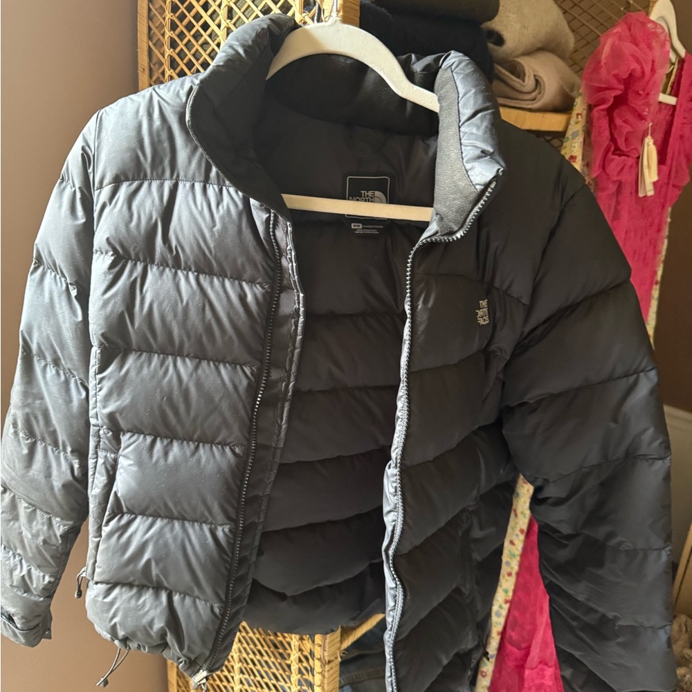 North face women’s Black Puffer Jacket